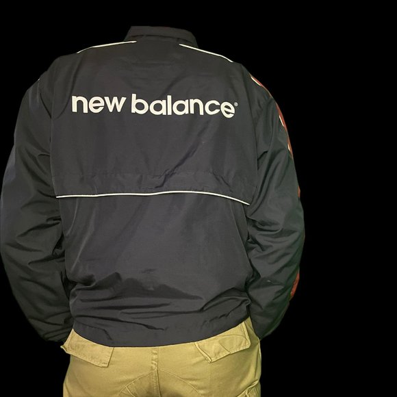 vintage new balance windbreaker - Picture 3 of 5